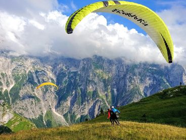 tiptop-paragliding-bovec